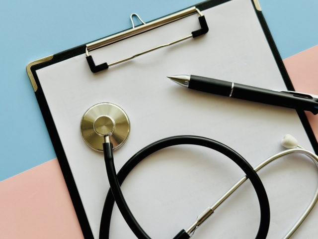 医療におけるCRMツールの役割とカバーする業務範囲のイメージ